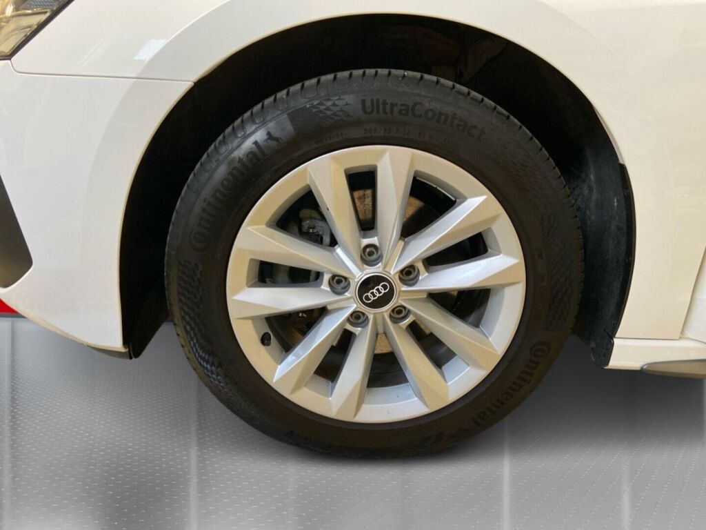 Audi A3 2022 Valkoinen