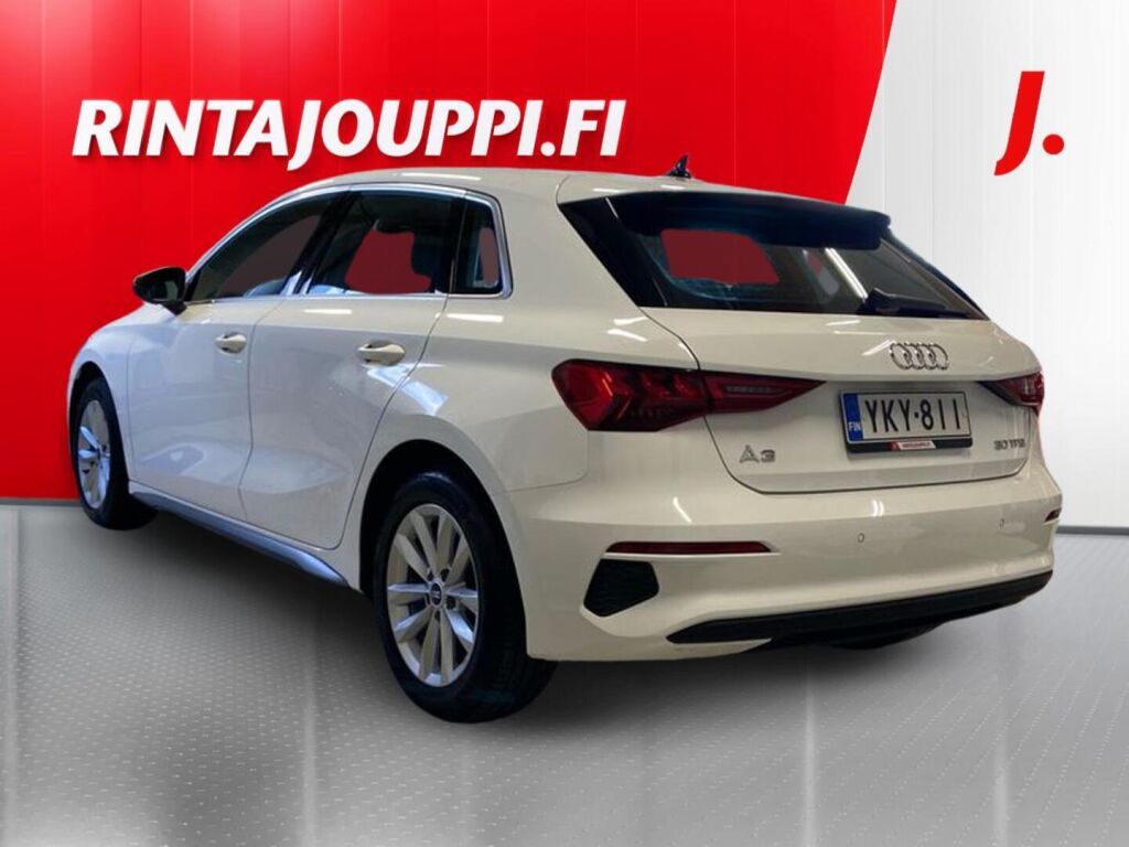 Audi A3 2022 Valkoinen