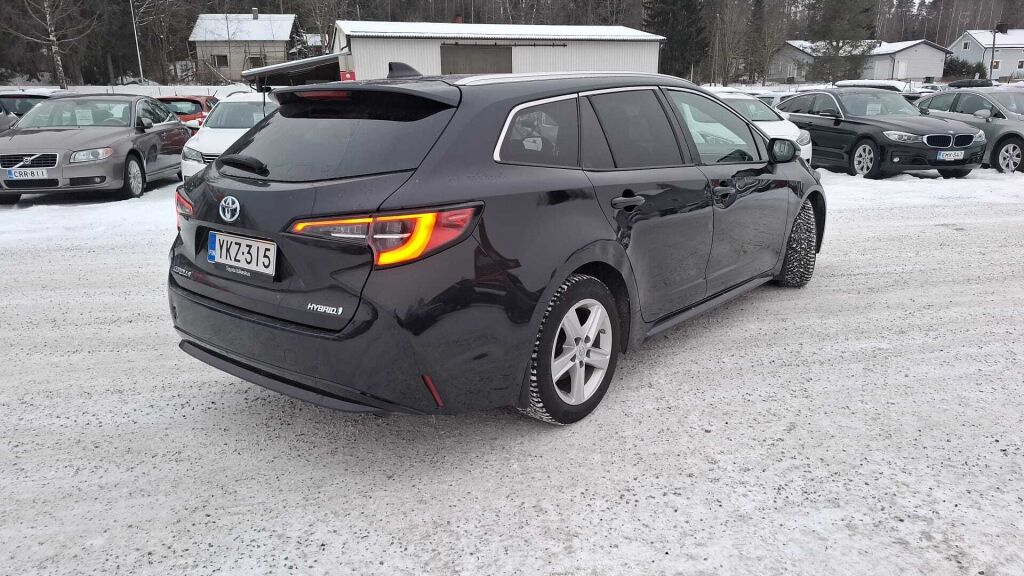 Toyota Corolla 2022 Musta
