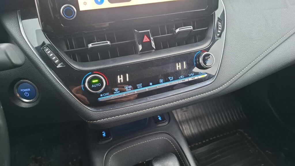 Toyota Corolla 2022 Musta