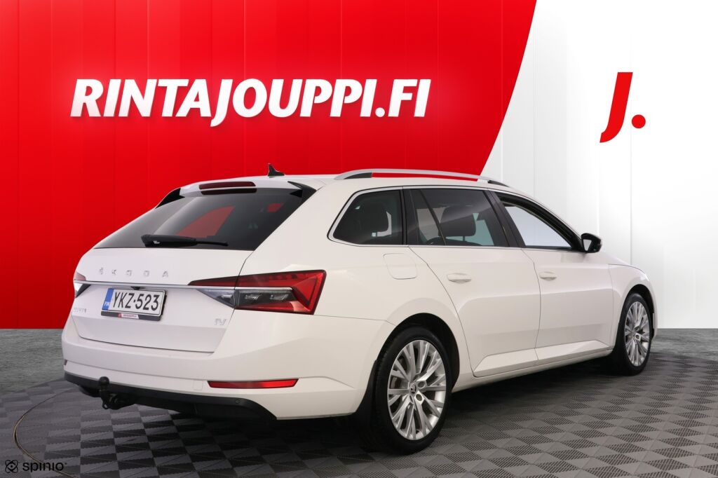 Skoda Superb 2020 Valkoinen