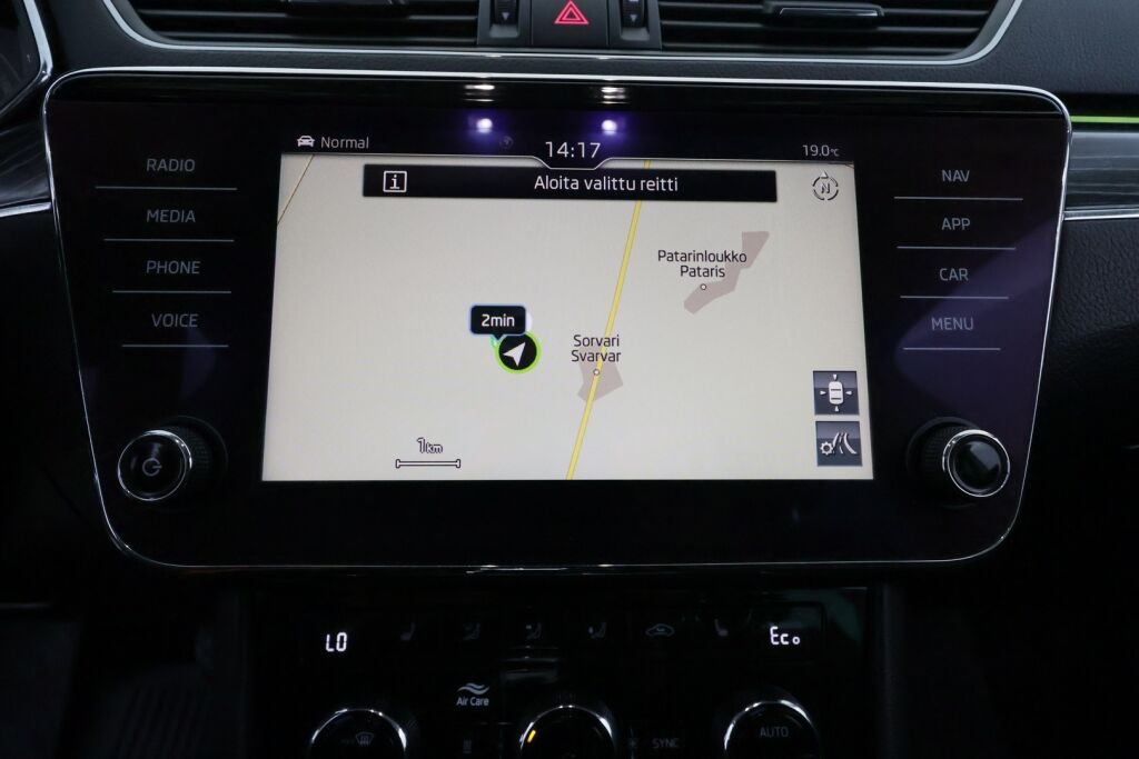 Skoda Superb 2020 Valkoinen