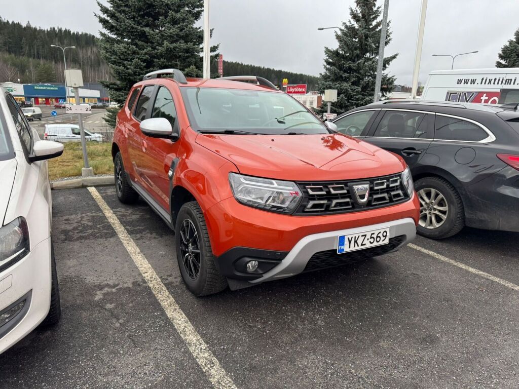 Dacia Duster 2022 Oranssi