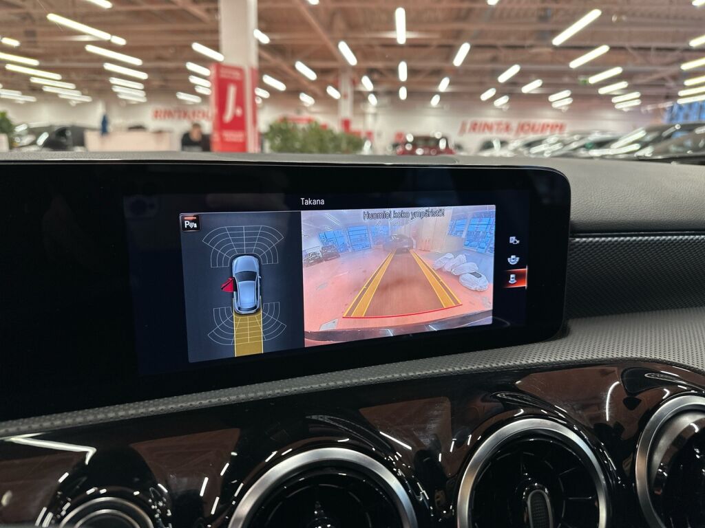 Mercedes-Benz A 2022 Musta