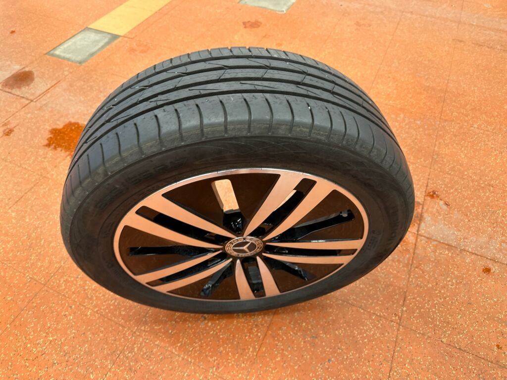 Mercedes-Benz A 2022 Musta