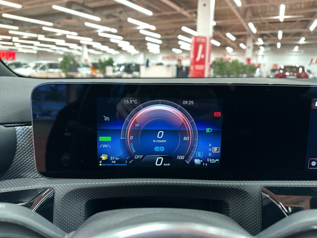 Mercedes-Benz A 2022 Musta