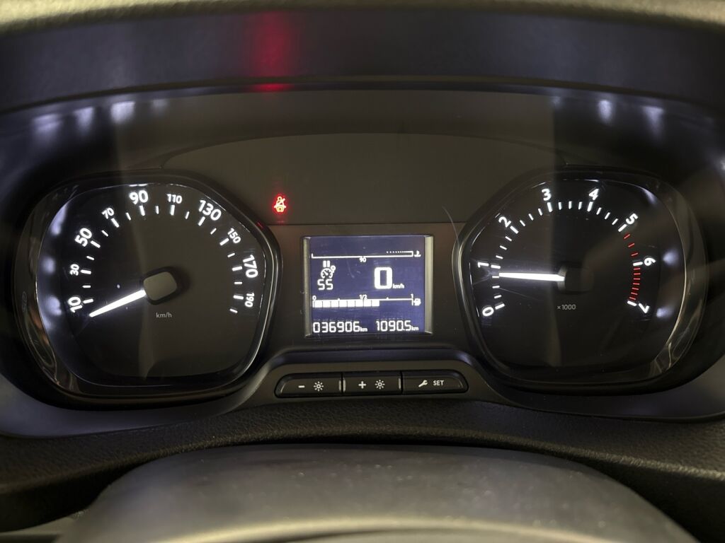 Peugeot Expert 2022 Valkoinen