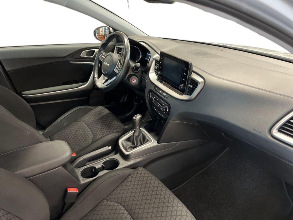 Kia Ceed 2022 Hopea