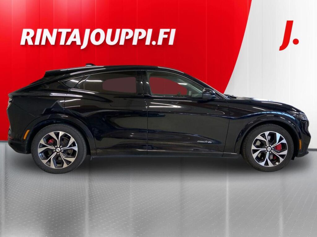 Ford Mustang Mach-E 2022 Musta