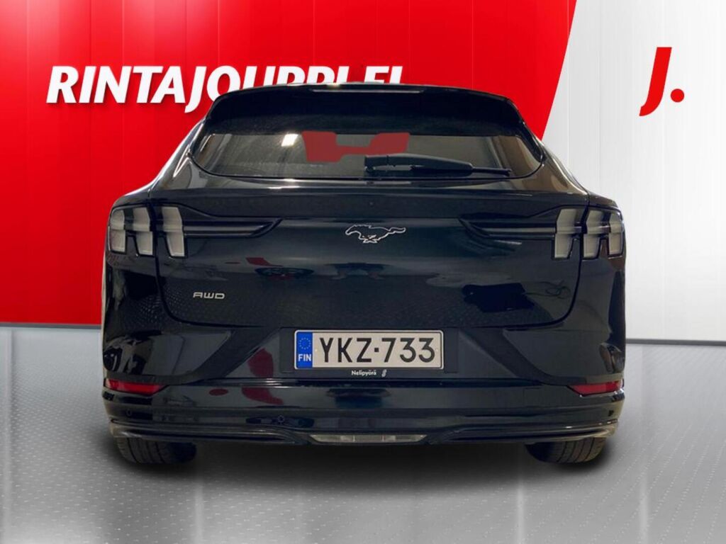 Ford Mustang Mach-E 2022 Musta