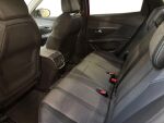 Peugeot 3008 2022 Punainen