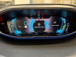 Peugeot 3008 2022 Punainen