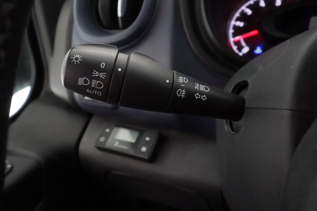 Opel Vivaro 2019 Harmaa