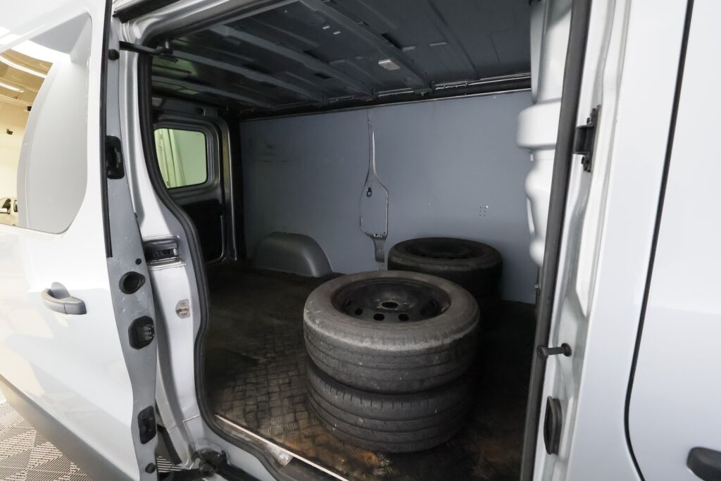 Opel Vivaro 2019 Harmaa