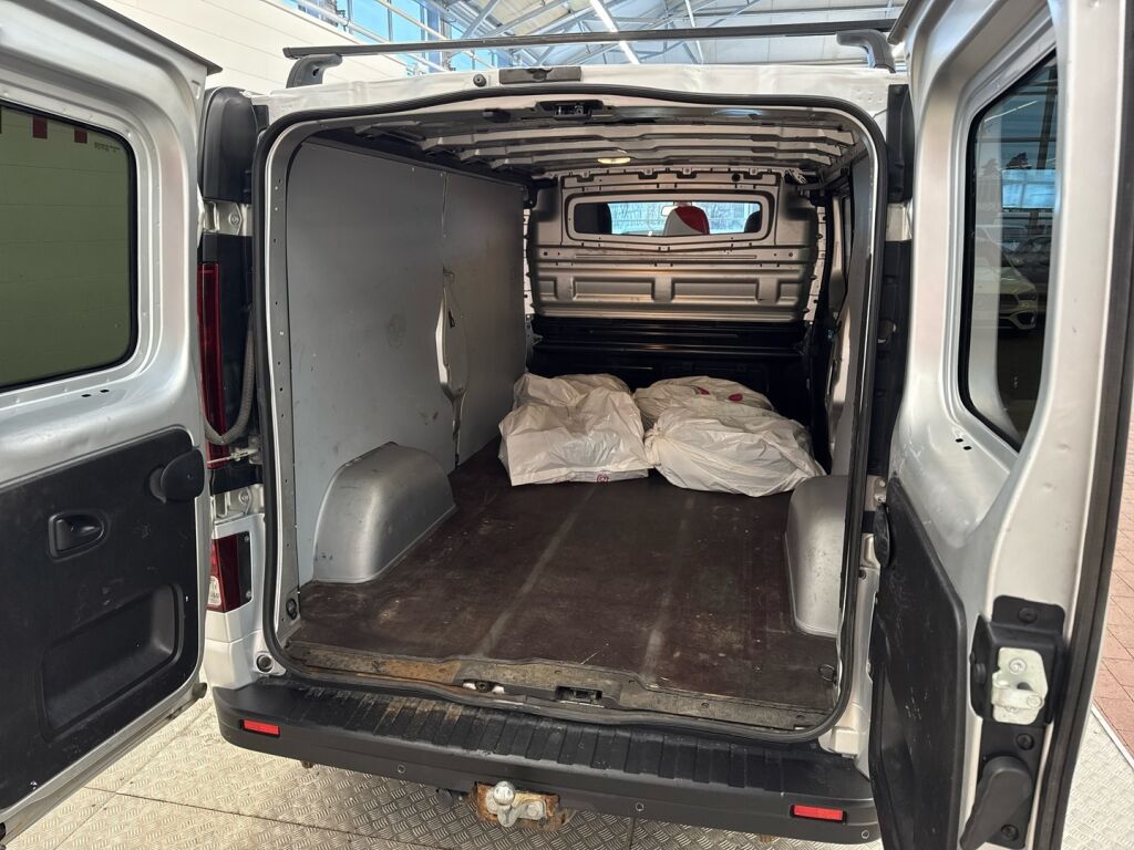 Opel Vivaro 2019 Harmaa