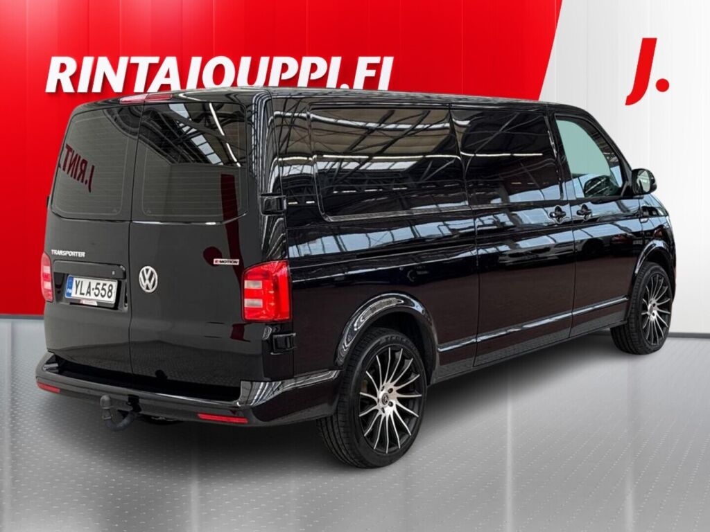 Volkswagen Transporter 2019 Musta