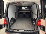 Volkswagen Transporter 2019 Musta
