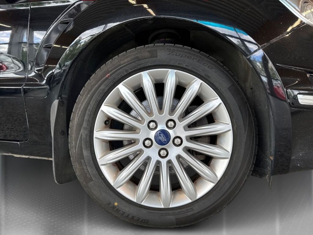 Ford S-Max 2011 Musta