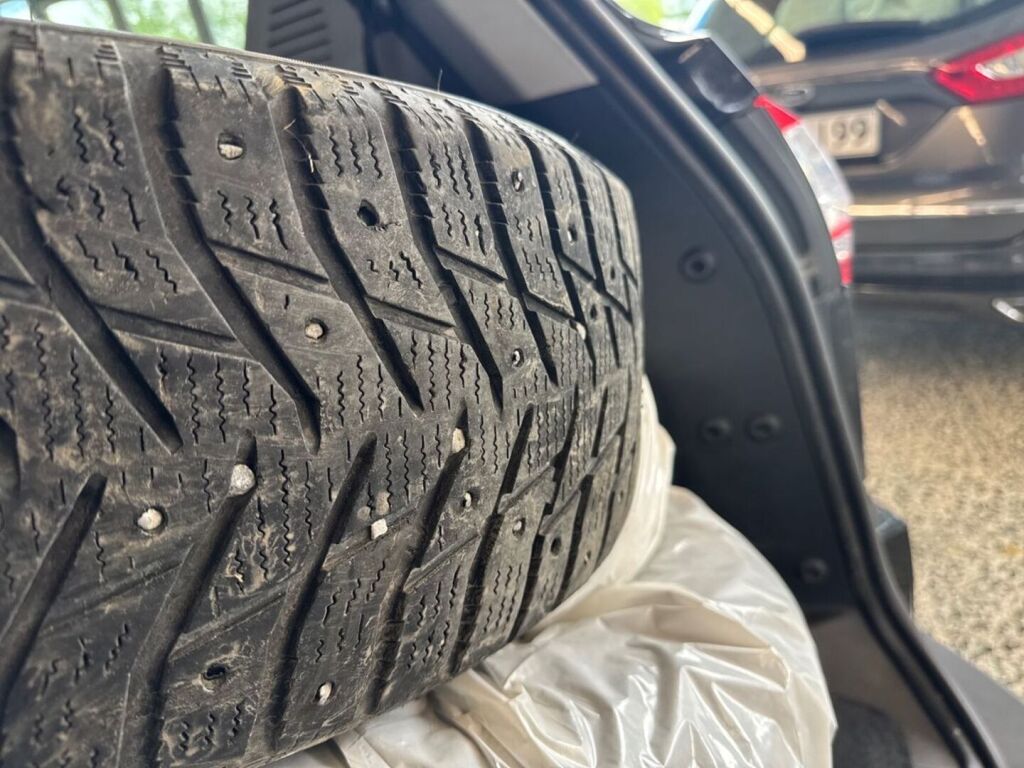 Ford S-Max 2011 Musta