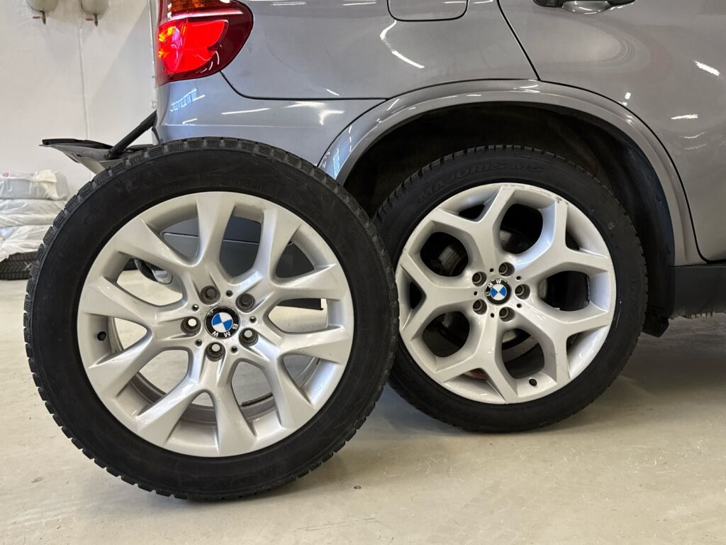 BMW X5 2010 Harmaa