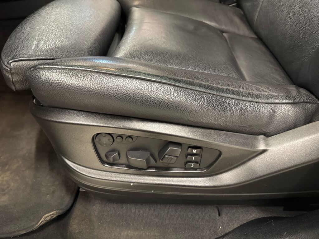 BMW X5 2010 Harmaa