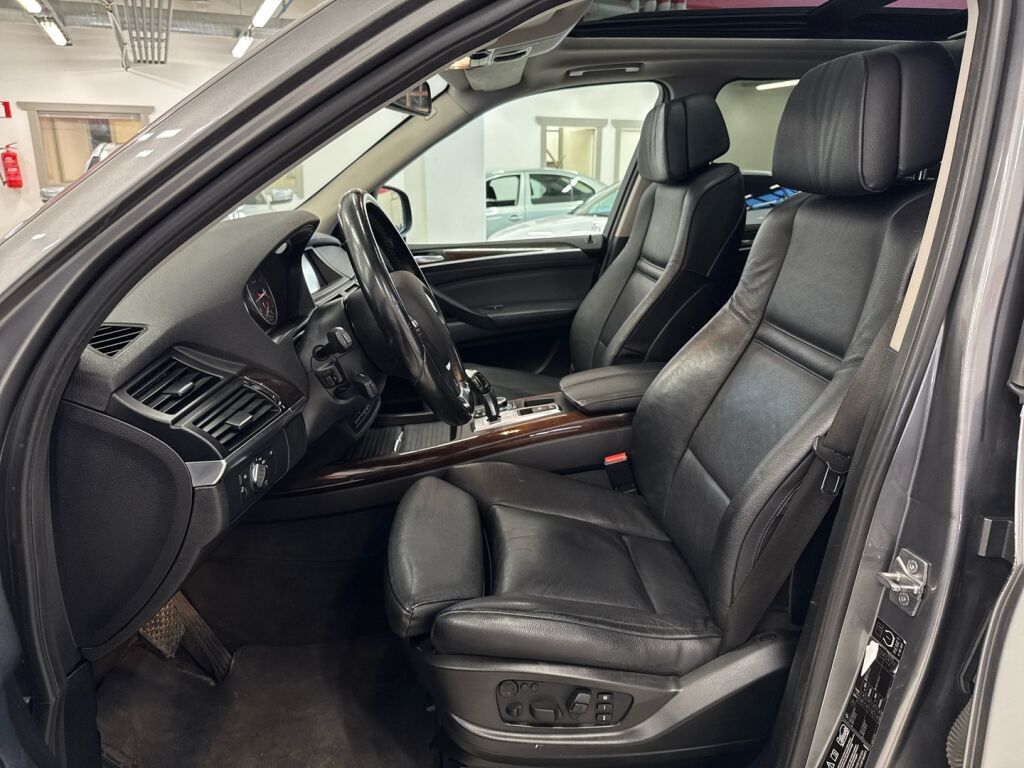 BMW X5 2010 Harmaa