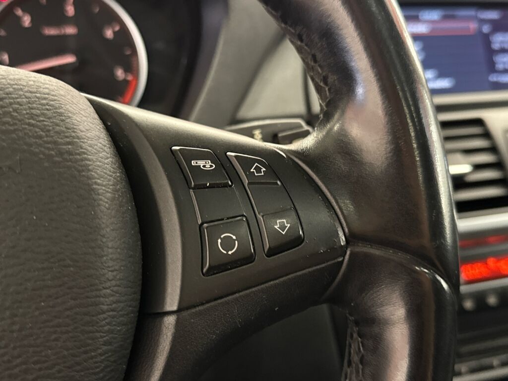 BMW X5 2010 Harmaa