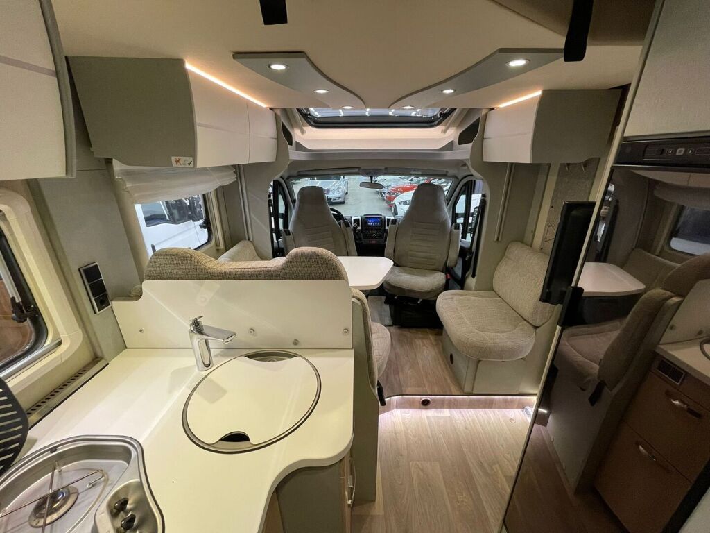 Hymer T 598 GL 2019 Valkoinen