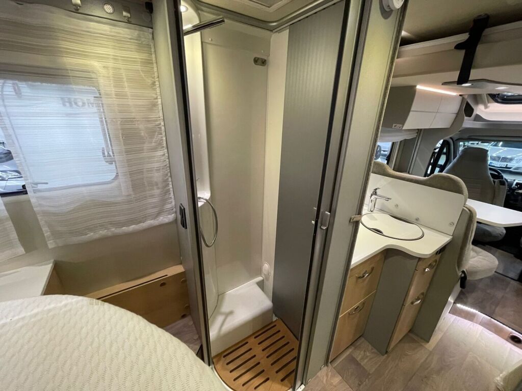 Hymer T 598 GL 2019 Valkoinen