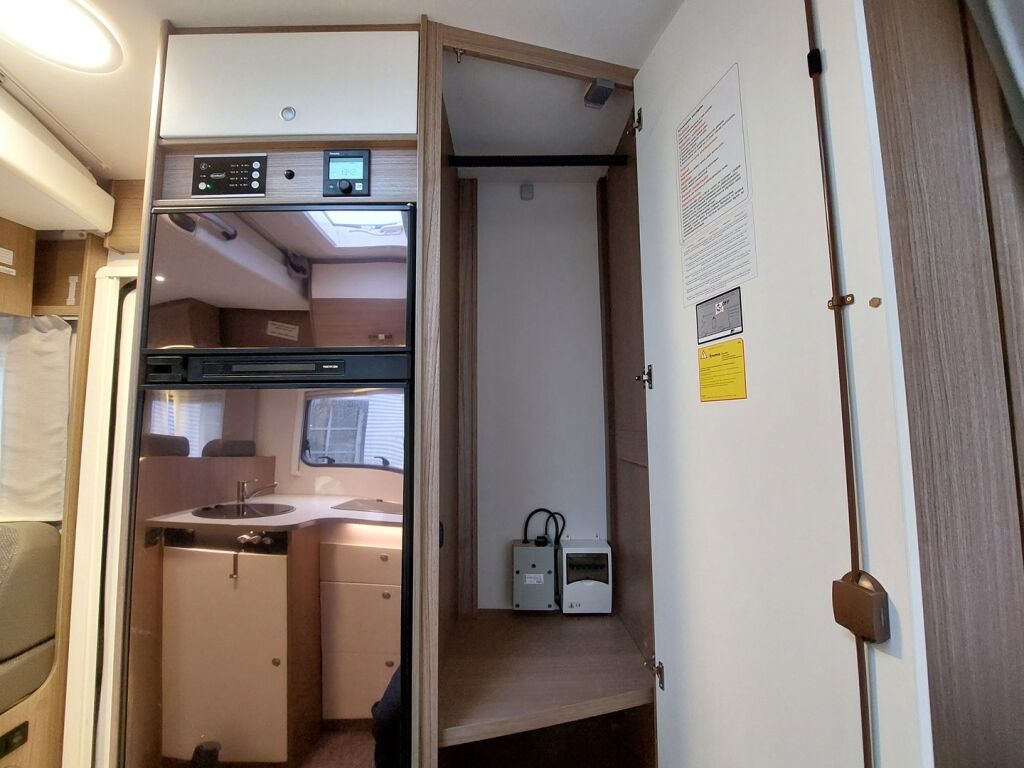 Carado T 348 2019 Valkoinen