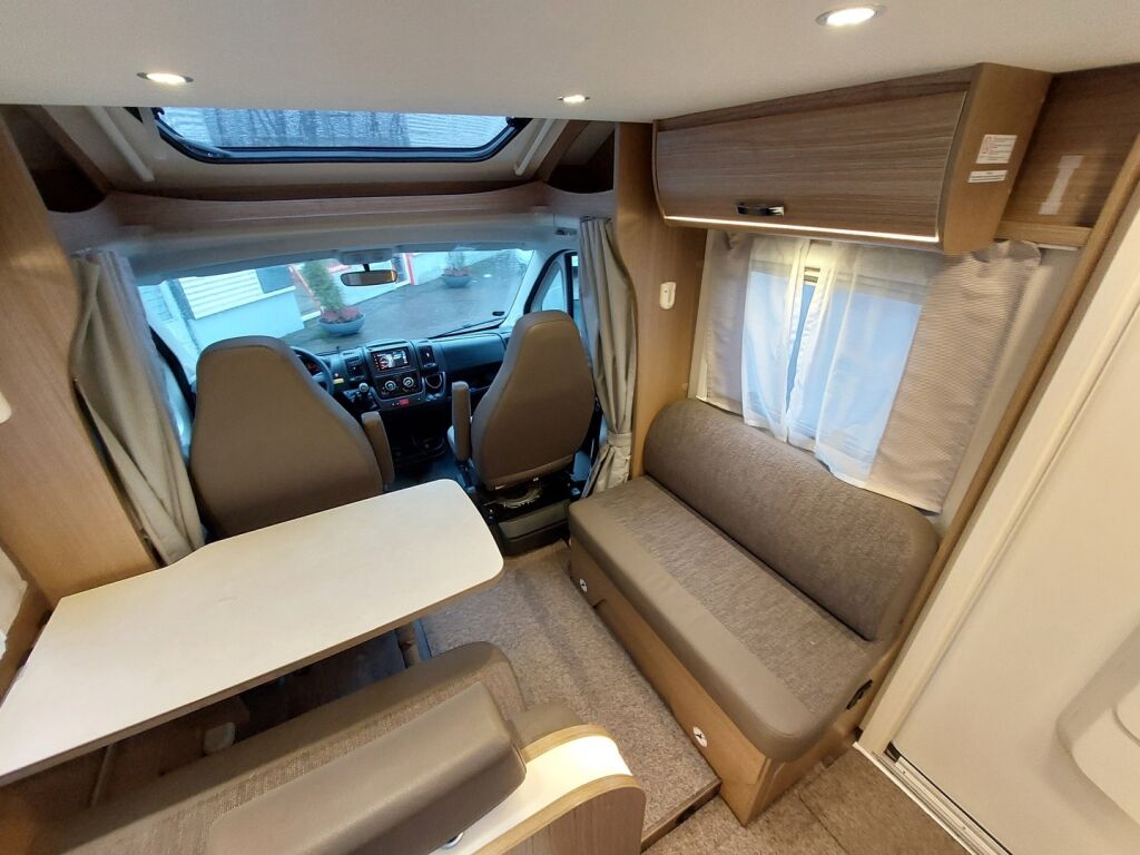 Carado T 348 2019 Valkoinen