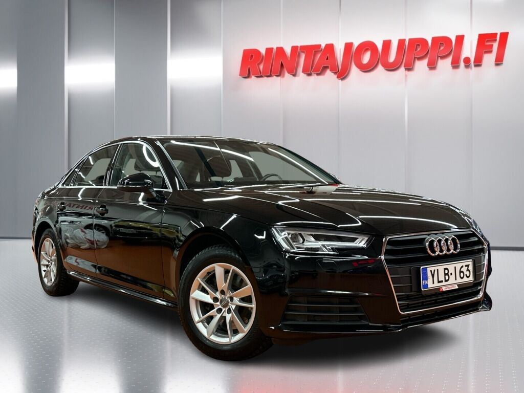 Audi A4 2019 Musta