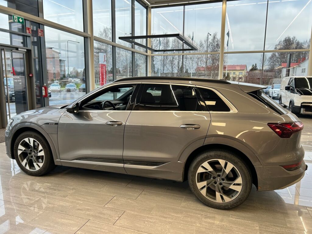 Audi e-tron 2020 Harmaa