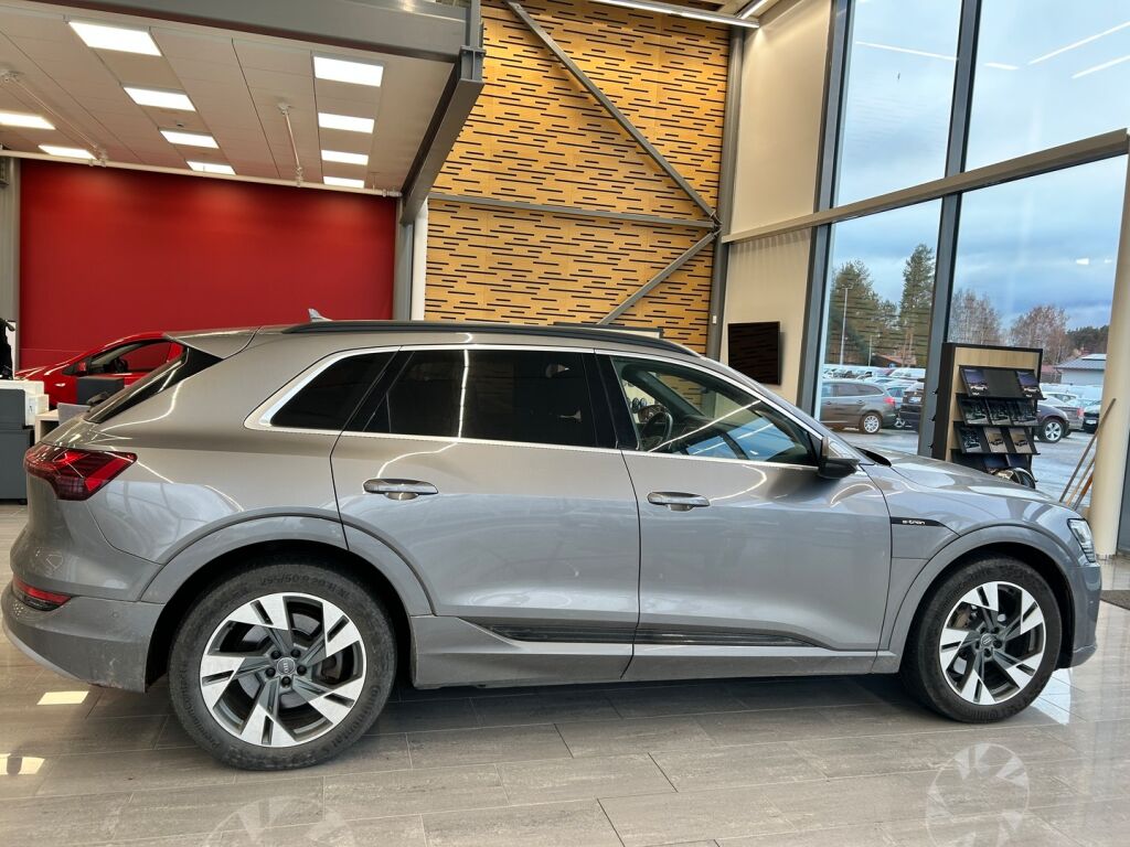 Audi e-tron 2020 Harmaa
