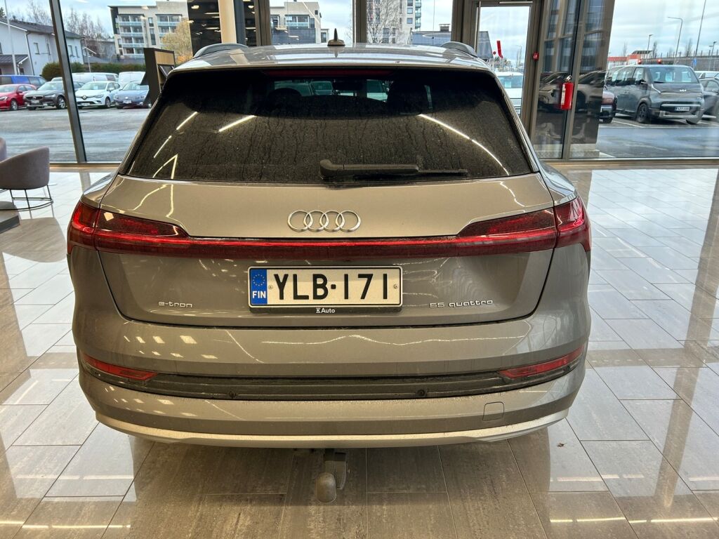 Audi e-tron 2020 Harmaa