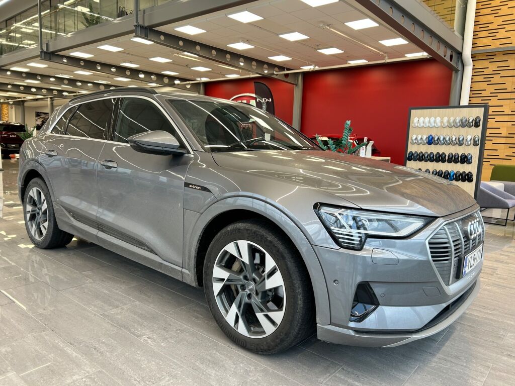 Audi e-tron 2020 Harmaa