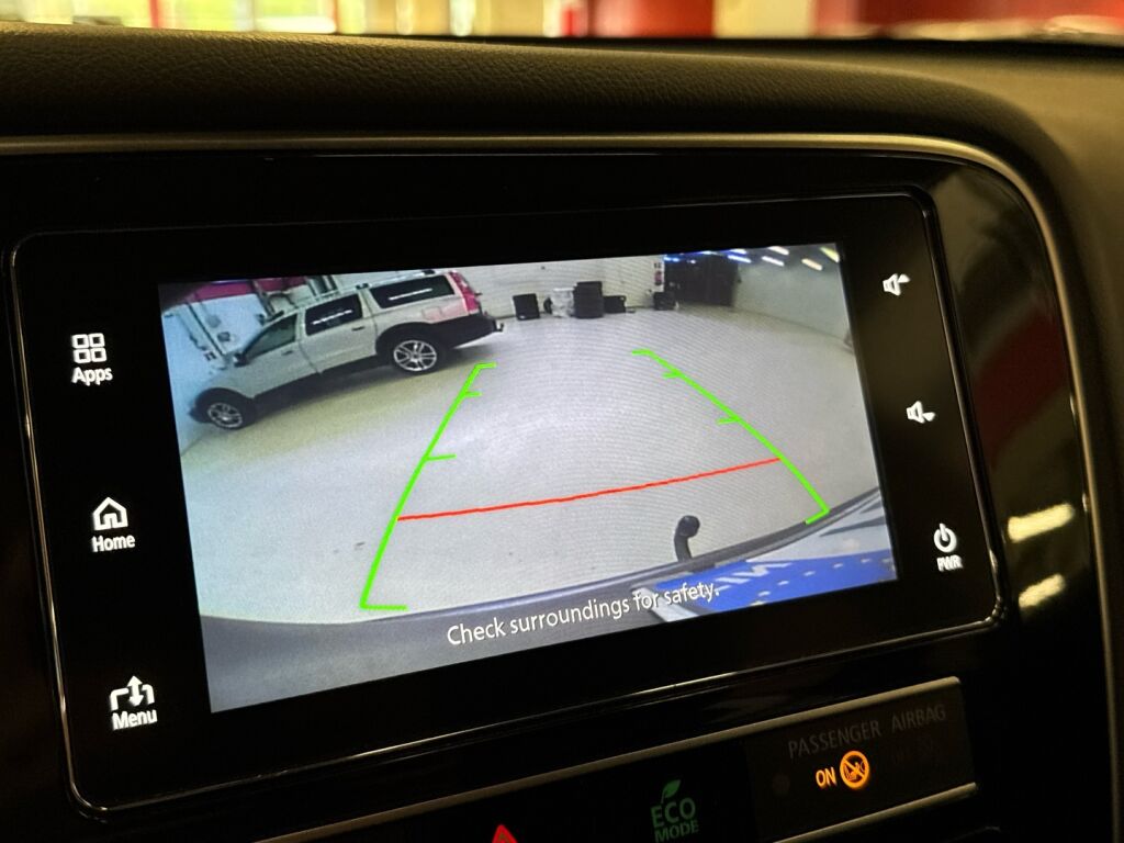 Mitsubishi Outlander PHEV 2019 Ruskea (beige)