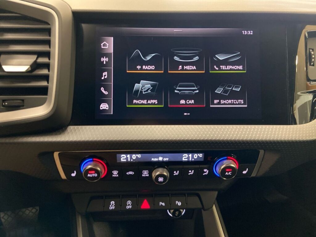 Audi A1 2019 Punainen