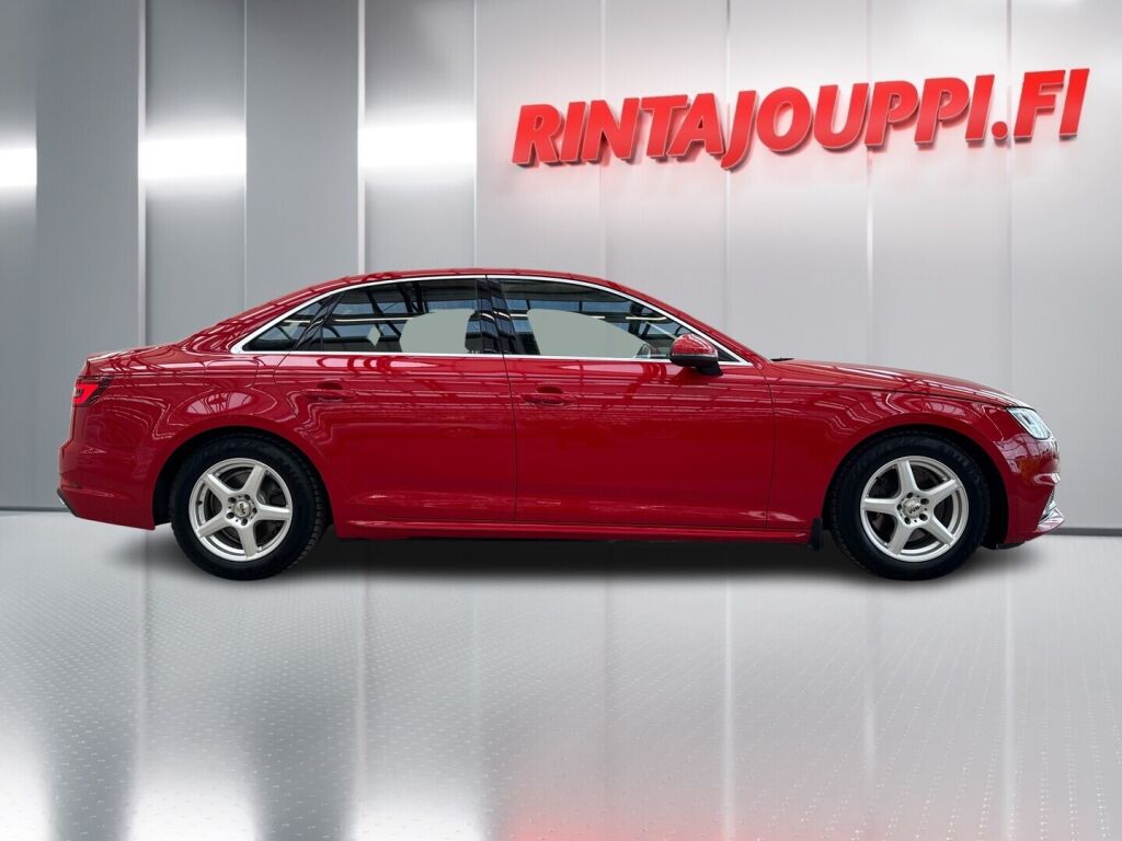 Audi A4 2019 Punainen