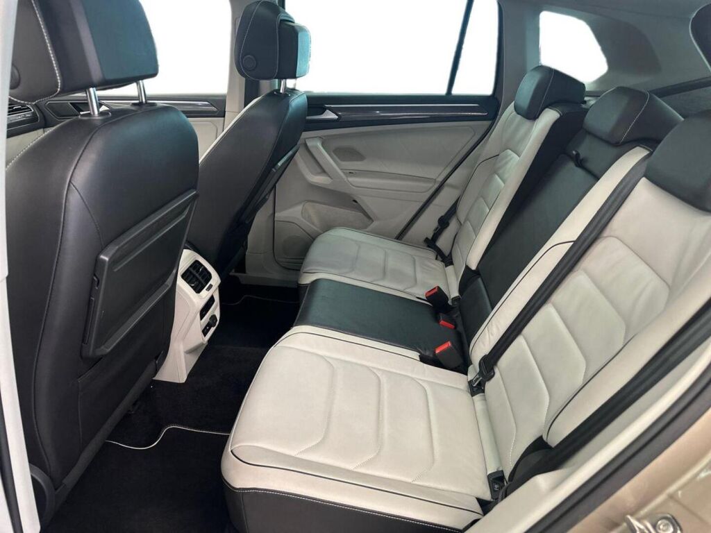 Volkswagen Tiguan 2019 Ruskea (beige)