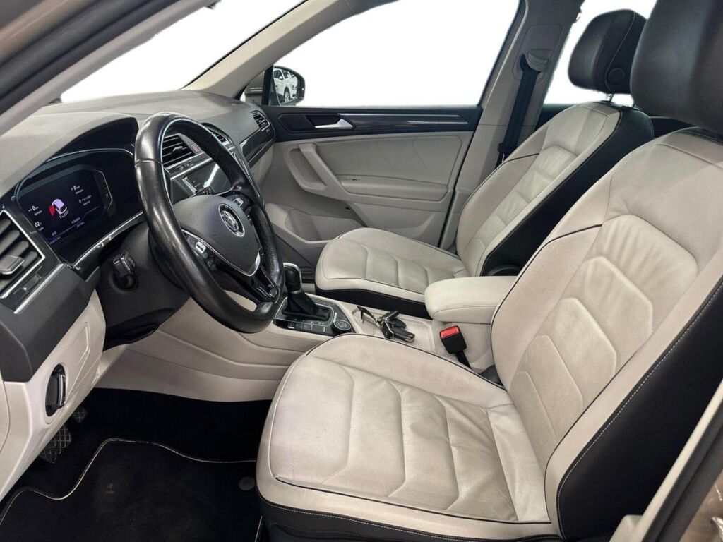 Volkswagen Tiguan 2019 Ruskea (beige)