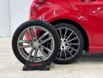 Mercedes-Benz A 2018 Punainen
