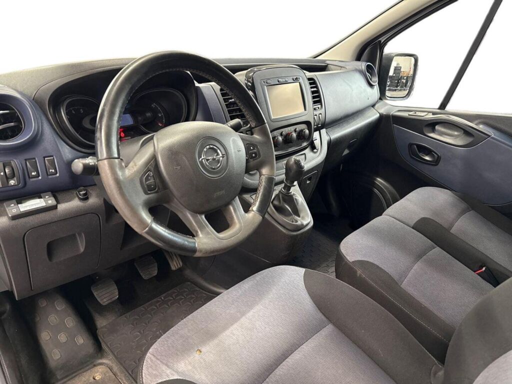 Opel Vivaro 2019 Valkoinen