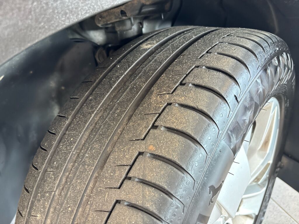 Volvo XC40 2019 Harmaa