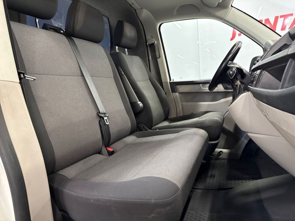 Volkswagen Transporter 2019 Valkoinen
