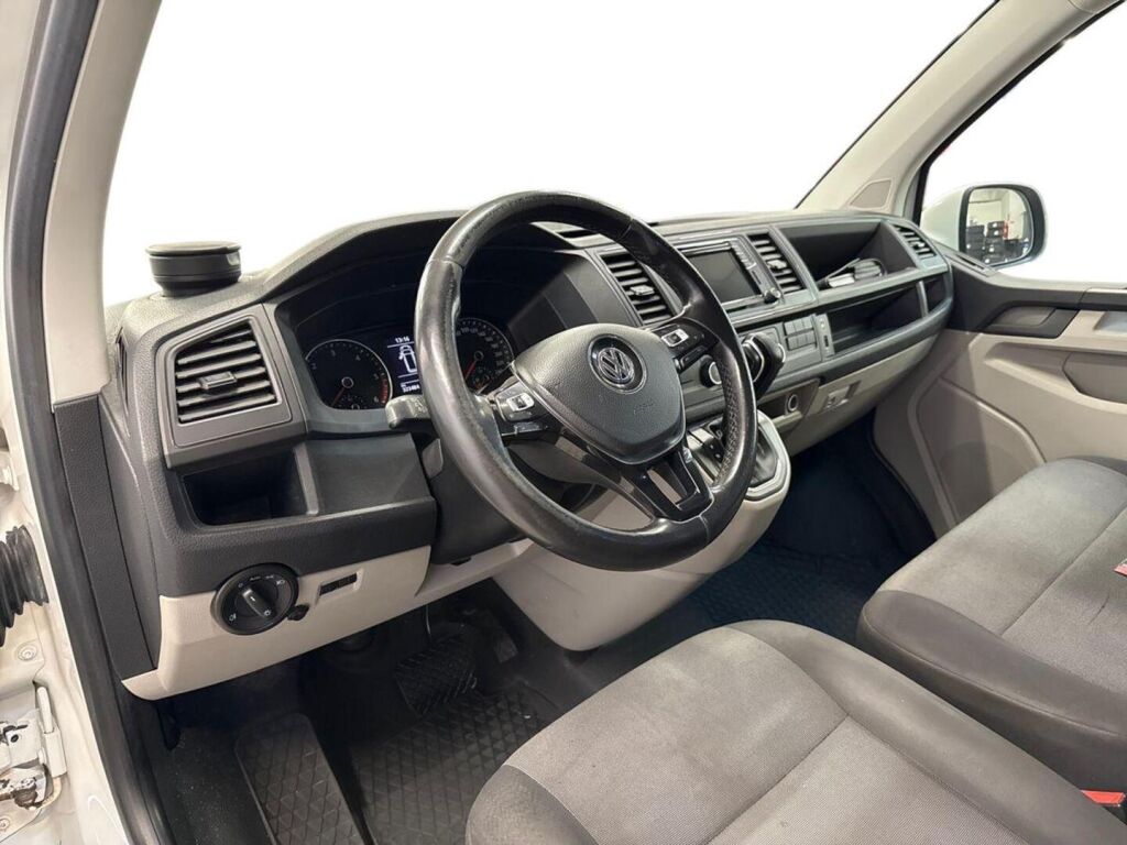 Volkswagen Transporter 2019 Valkoinen