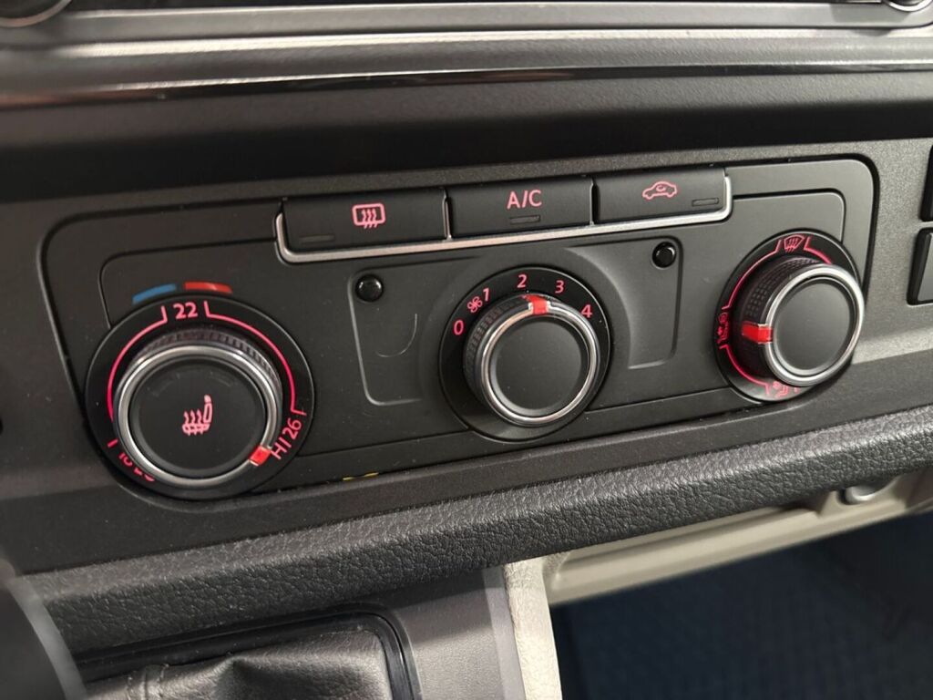 Volkswagen Transporter 2019 Valkoinen