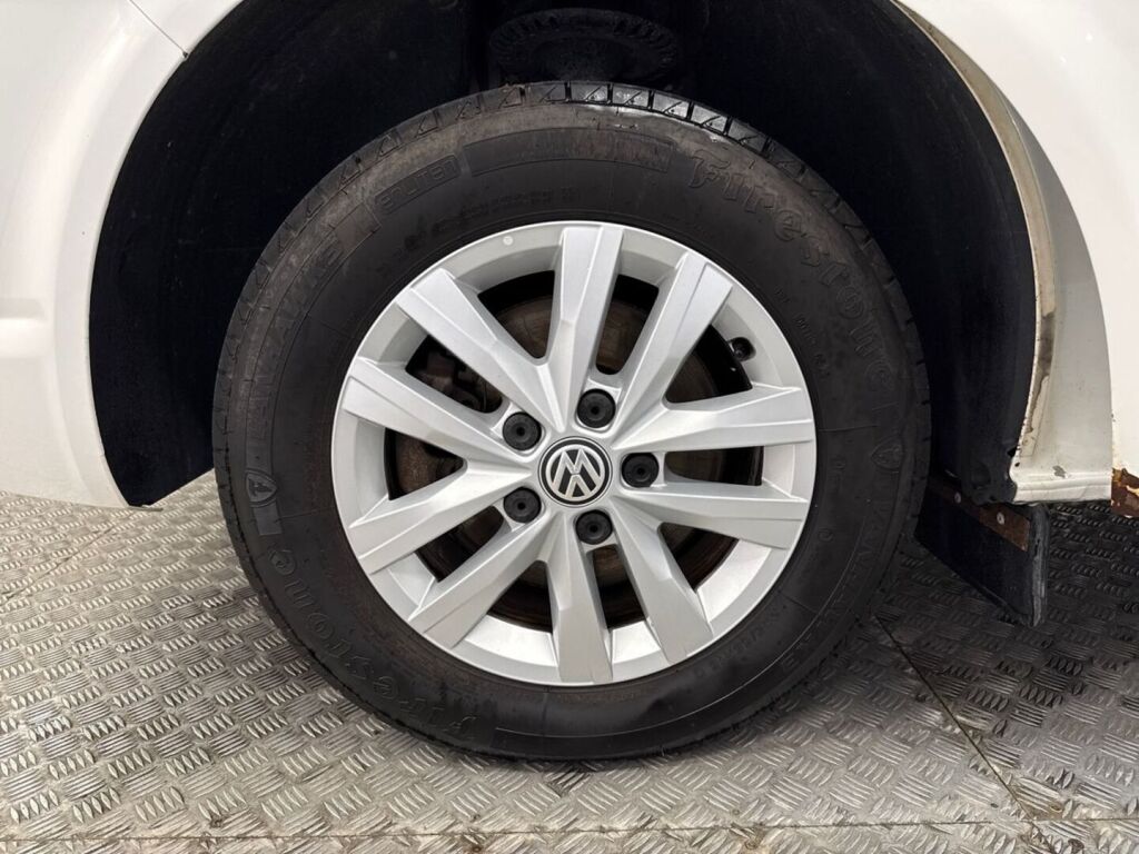 Volkswagen Transporter 2019 Valkoinen