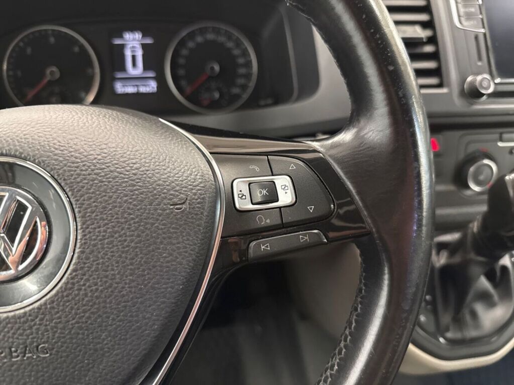 Volkswagen Transporter 2019 Valkoinen