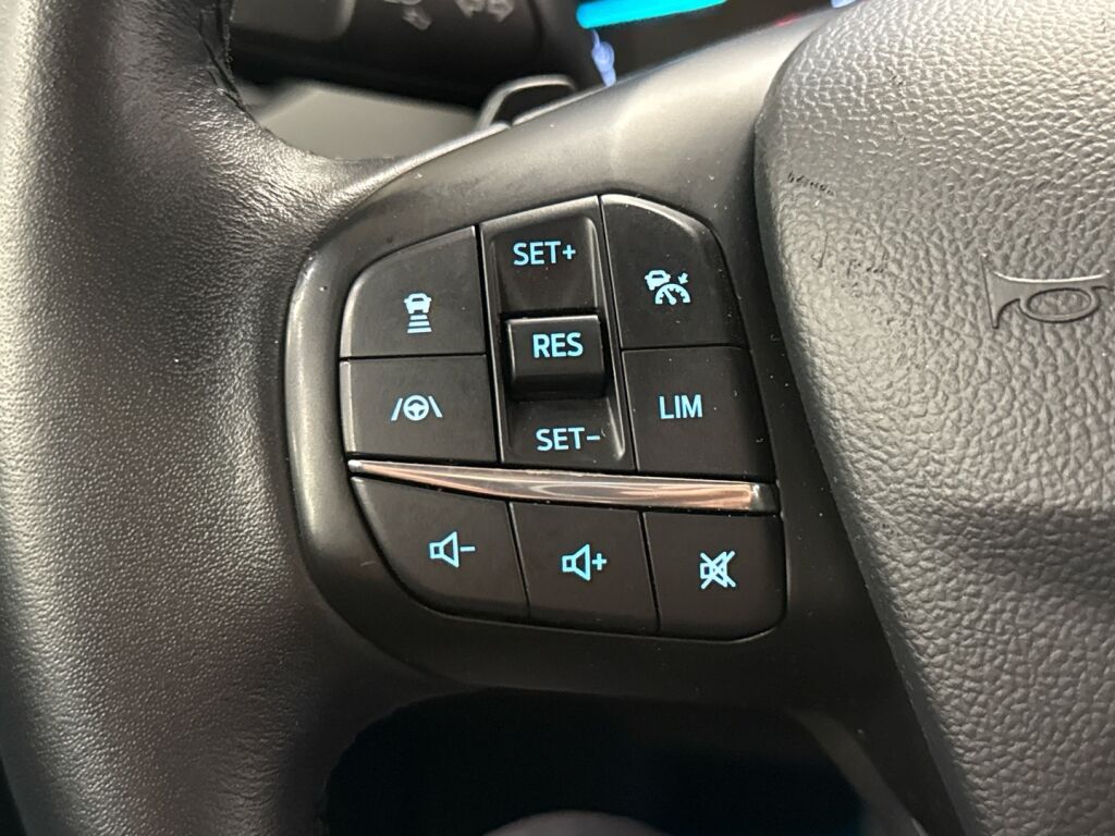 Ford Focus 2019 Punainen